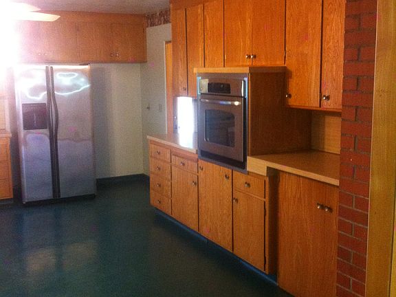 2nd image of 107 Shady Ln