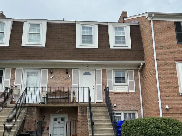 1016 Brixton Ct, Sterling, VA 20164