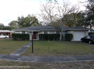1210 Lodge Cir, Spring Hill, FL 34606