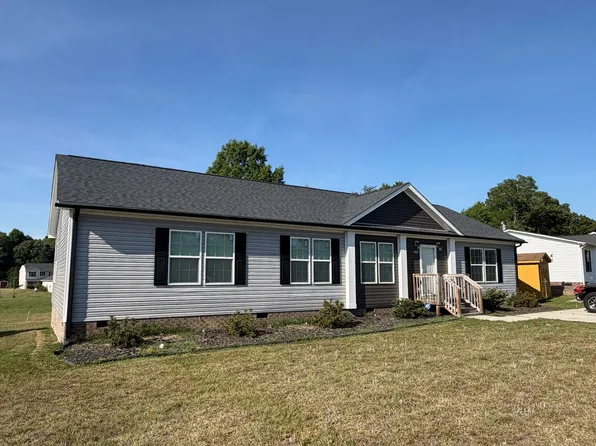 2158 Meadow Ridge Rd, Green Level, NC 27217