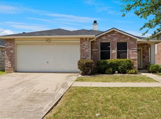 3525 Lipizzan Dr, Denton, TX 76210
