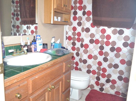 5th image of 1314 E 36th St