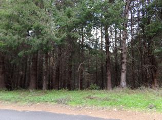 269 Ridge Rd, Whitethorn, CA 95589