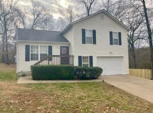1015 Lilly St, Harrison, AR 72601