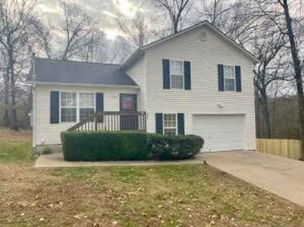 1015 Lilly St, Harrison, AR 72601