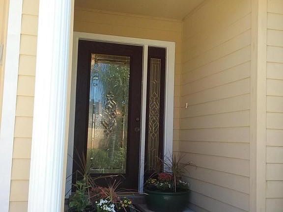 Bs door