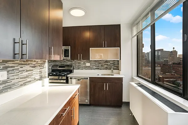 Rented by Algin Management | media 7