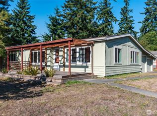 2055 Victoria Ave, Port Townsend, WA 98368