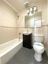 Rented by Harris Philip NYC