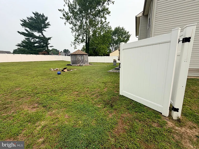 12 Peachton Ln — Photo 29