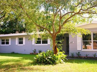 207 Druid Hills Rd, Temple Terrace, FL 33617