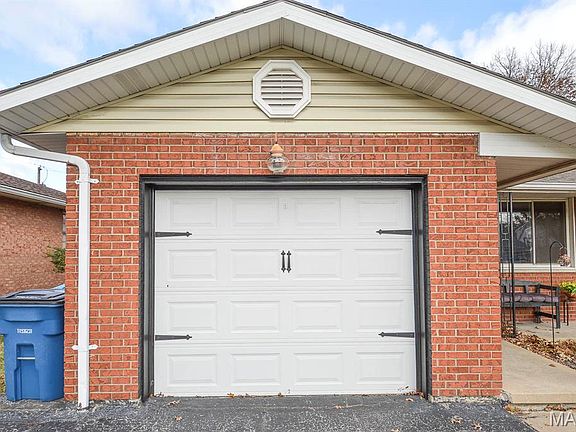 4th image of 3127 Princeton Dr
