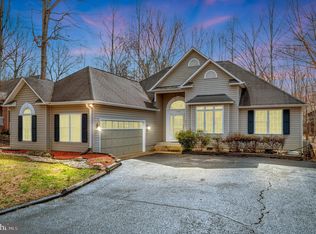 226 Battlefield Rd, Locust Grove, VA 22508