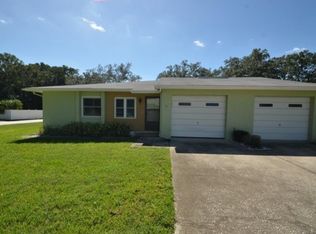 1117 Orange Tree Cir E APT B, Palm Harbor, FL 34684
