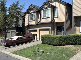 5856 SE Woodland Dr, Gresham, OR