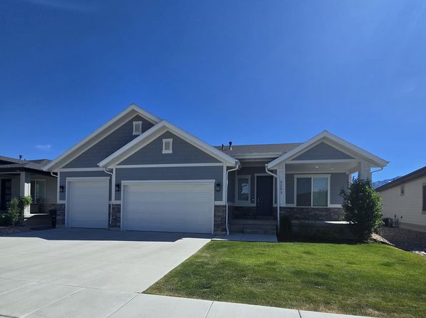 3253 W Oxford Loop