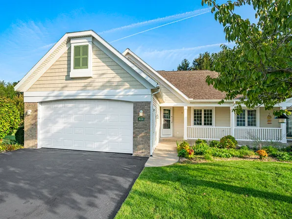 444 Timber Xing, Holland, MI 49424