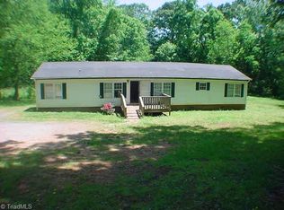 405 Central Dr, Statesville, NC 28677