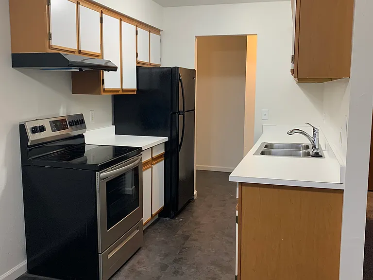 Sherloch Forest Apartments — Photo 20