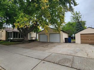 401 E 12th Ave, Mitchell, SD 57301