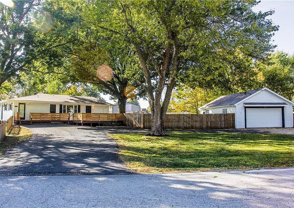 3636 SW Crane Rd, Lees Summit, MO 64082 Zillow