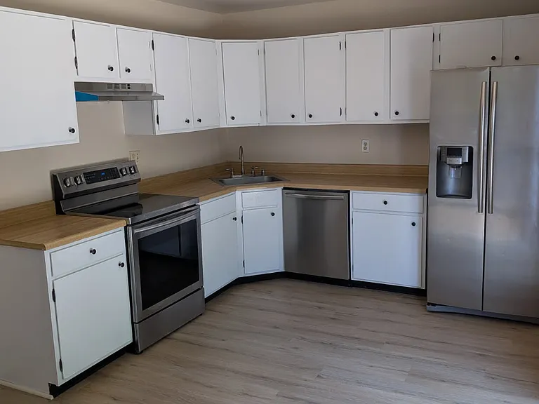 66 Talister Ct — Photo 13