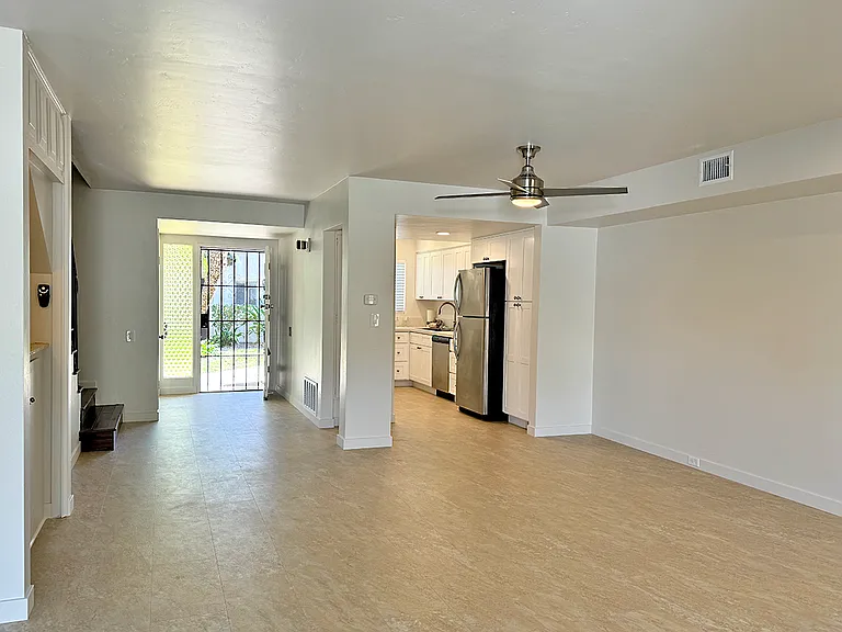 3218 Loma Riviera Dr — Photo 9