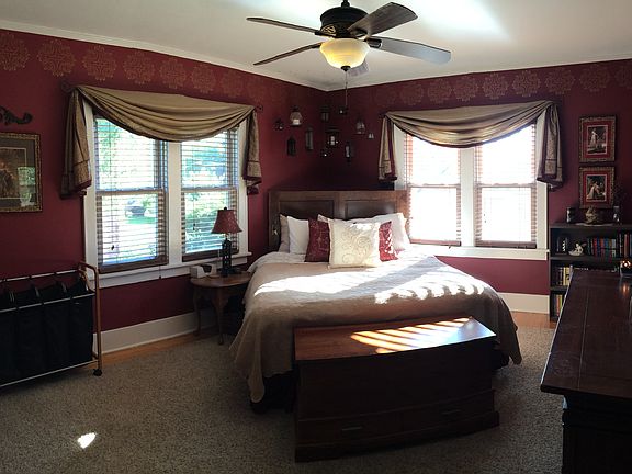 3rd image of 2706 Ashland Ave