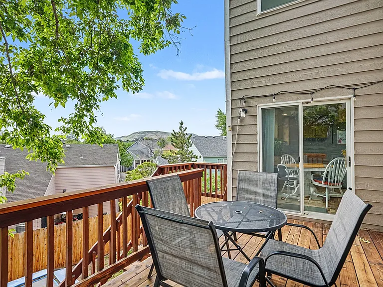 448 Somerset Dr — Photo 17