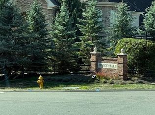 1030 Meridian Dr, Presto, PA 15142