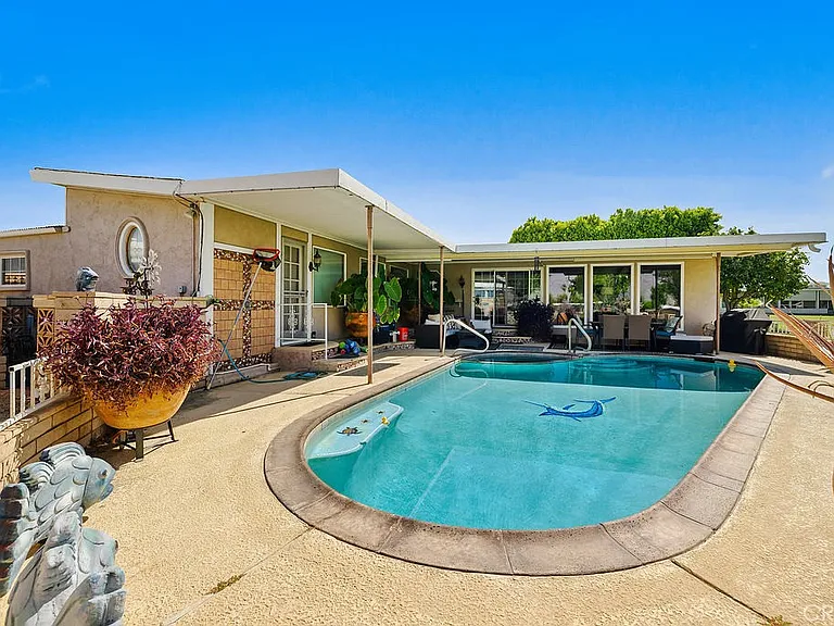 38250 Azalea Dr — Photo 23