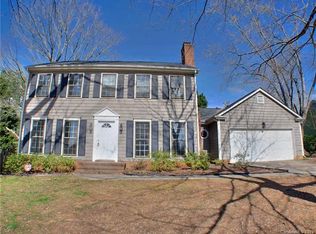 7319 Mossborough Ct, Charlotte, NC 28227