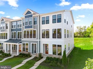 4246 Frost St, Marshall, VA 20115