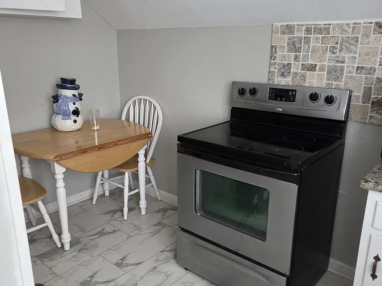 3748 Garden City Blvd SE — Photo 3
