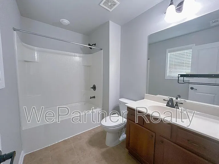 5838 Norfolk Chase Rd — Photo 24