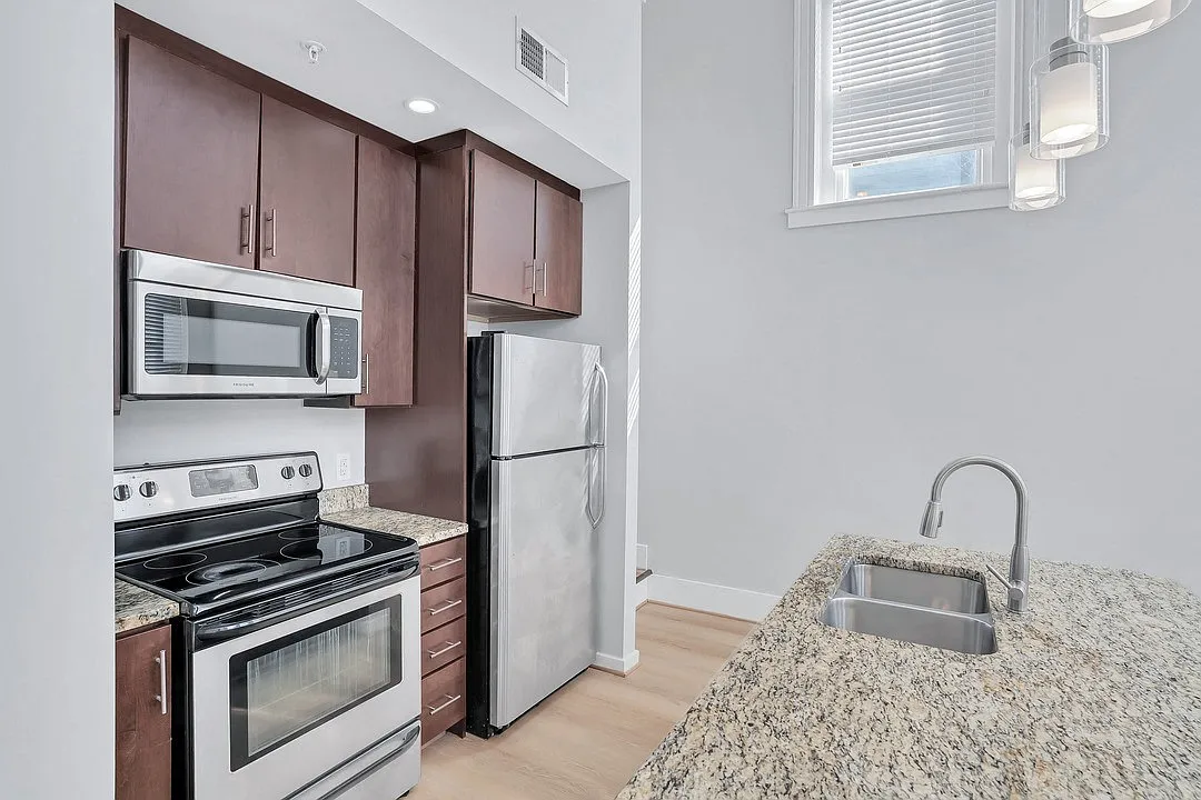 Centennial Apartments — Photo 3
