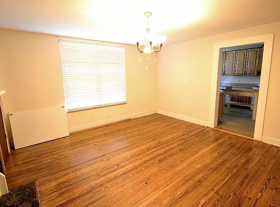 2nd image of 593 Bn W Jefferson St