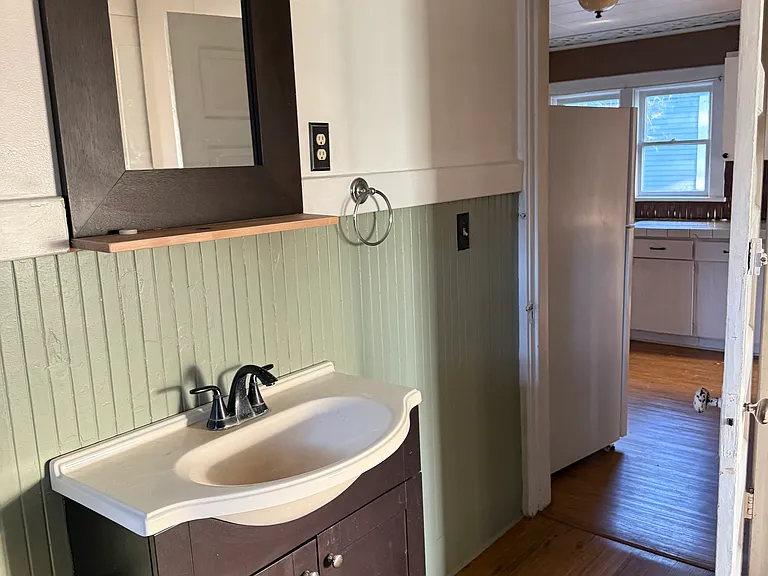 255 S F St — Photo 6