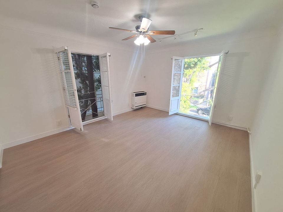1st image of 129 S Oakhurst Dr #948