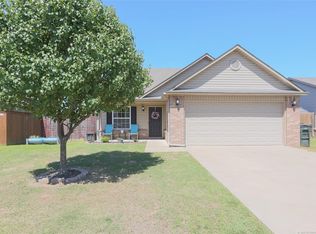 518 S Seminole St, Skiatook, OK 74070