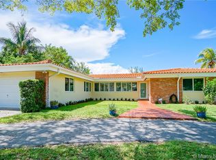 6721 SW 69th Ter, South Miami, FL 33143