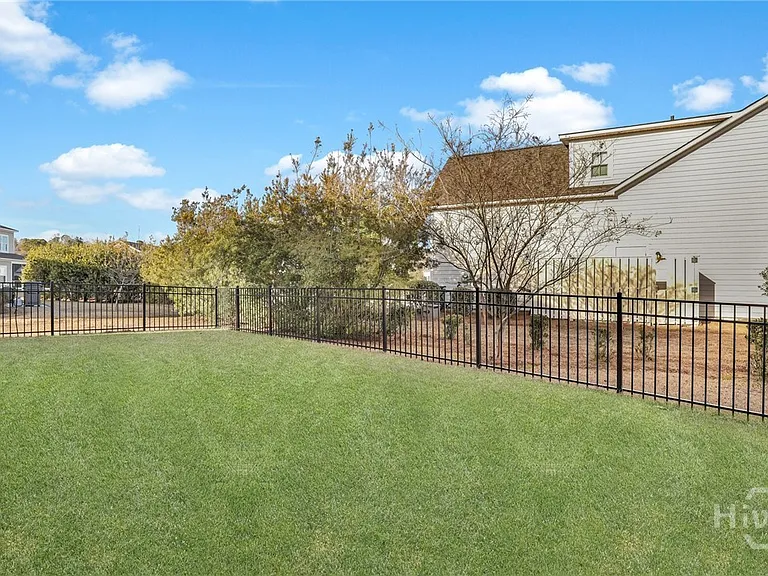 102 Oakdene Rd — Photo 29