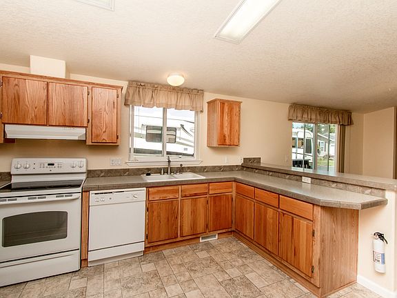 4th image of 9410 20th Avenue Ct E