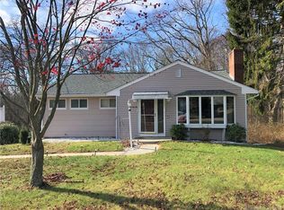 76 Bloomingdale Rd, Quaker Hill, CT 06375