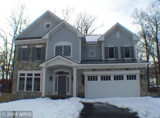 113 Ross Dr SW, Vienna, VA 22180