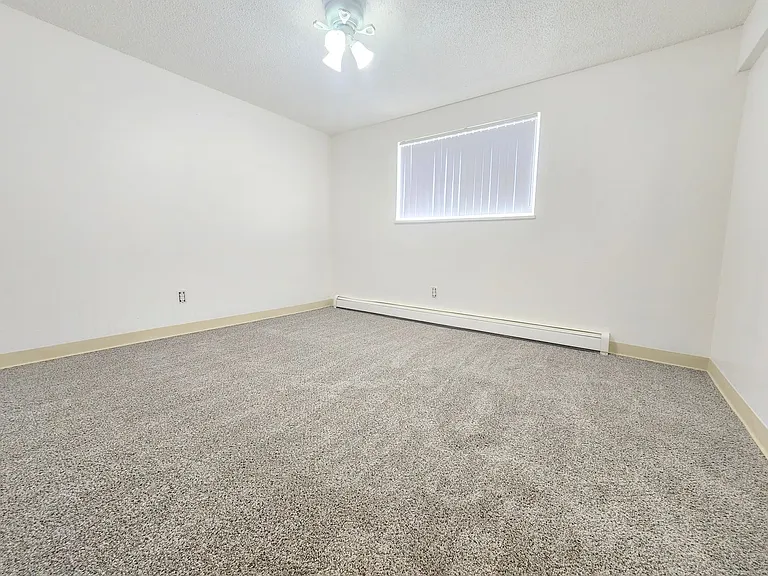 5100 W 8th Ave — Photo 12