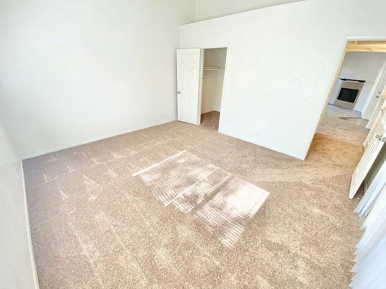 5058 S Rainbow Blvd #17-205 — Photo 9
