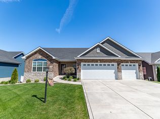 11416 McIntosh Ln, Schererville, IN 46375