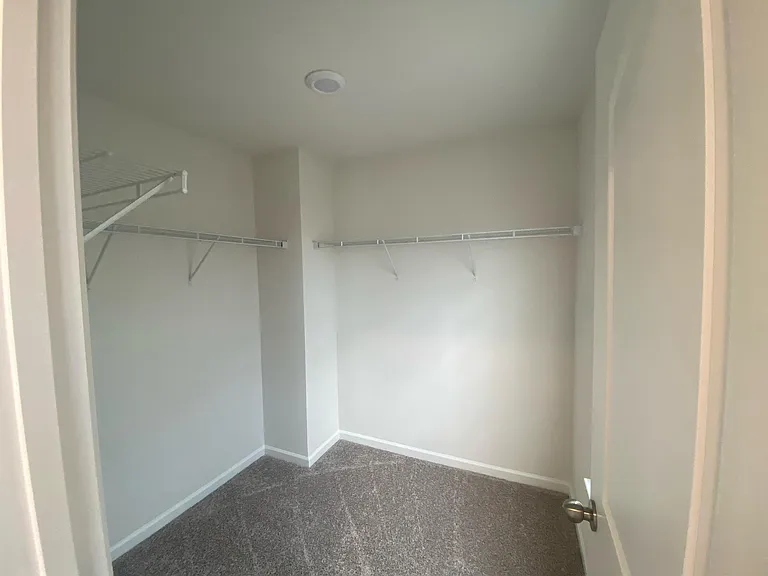 302 Sagecroft Ln — Photo 13