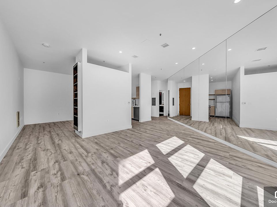 1st image of 301 Bryant St APT D35